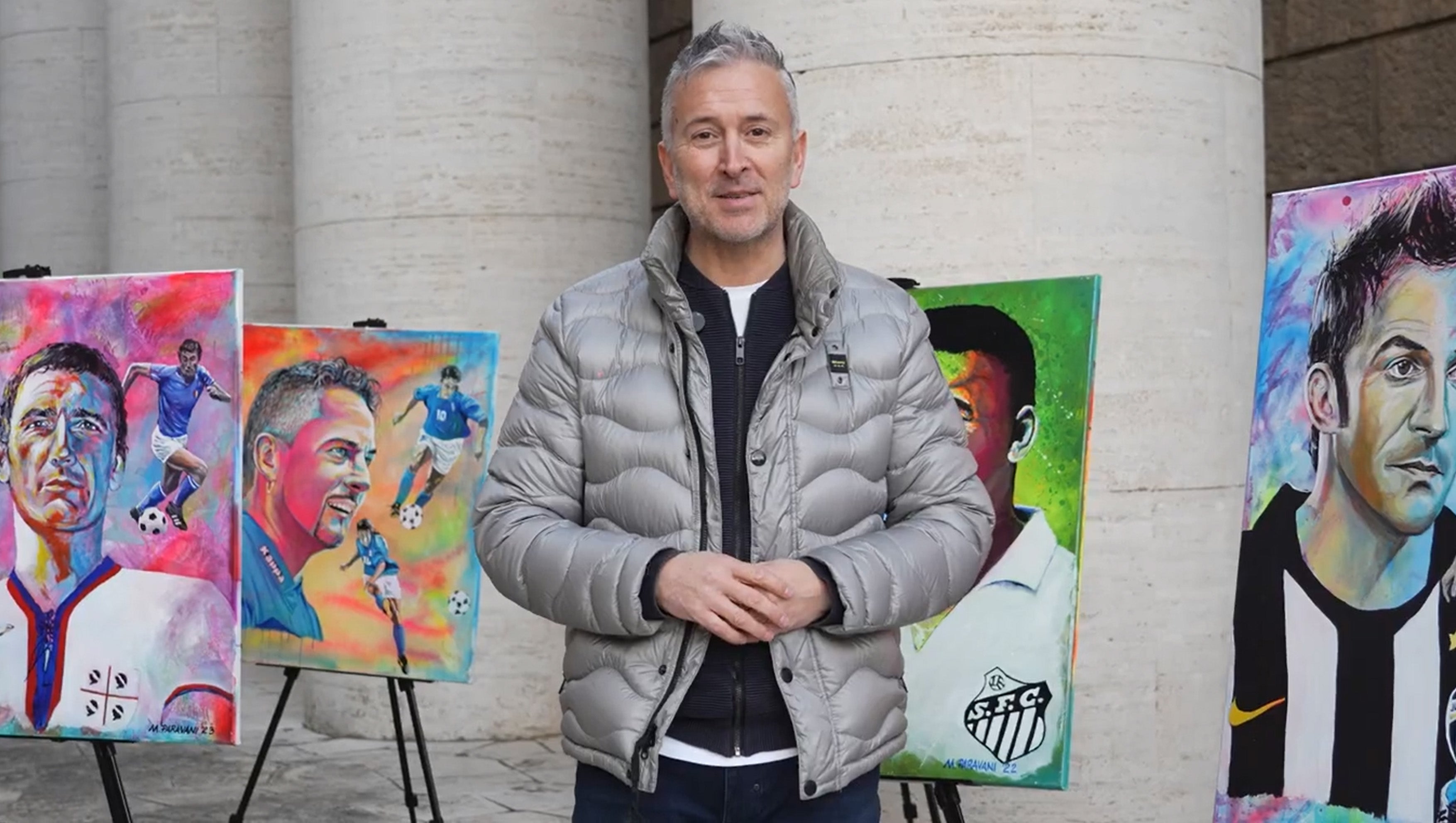 Carica il video: 